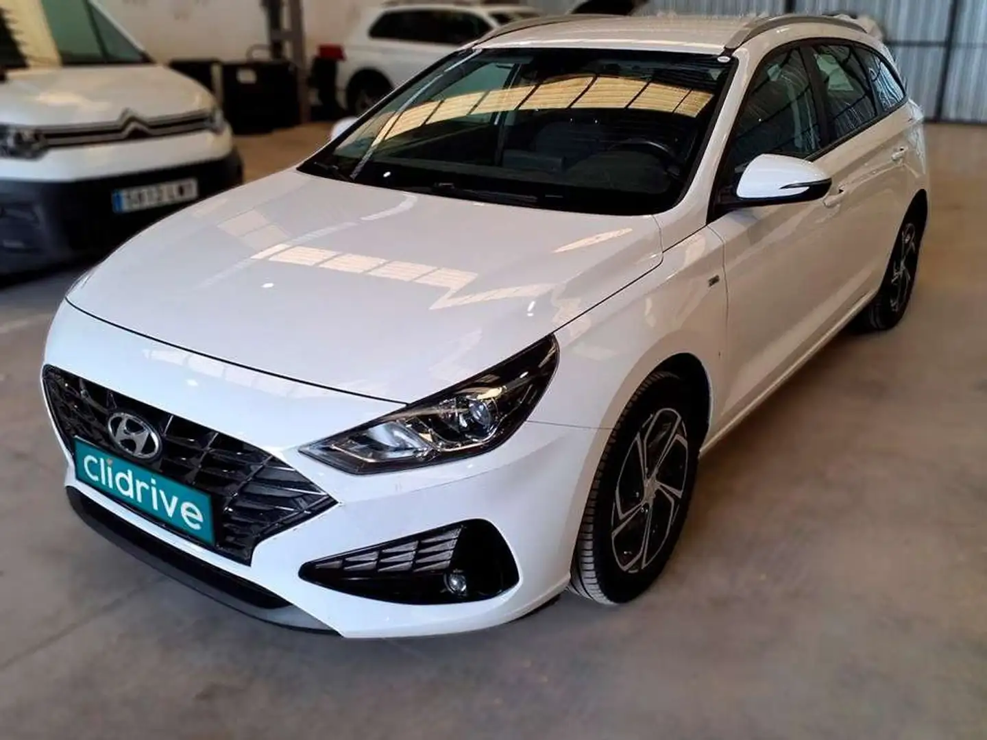 Hyundai i30 5P TGDI 1.0 120CV 48V KLASS Blanco - 2