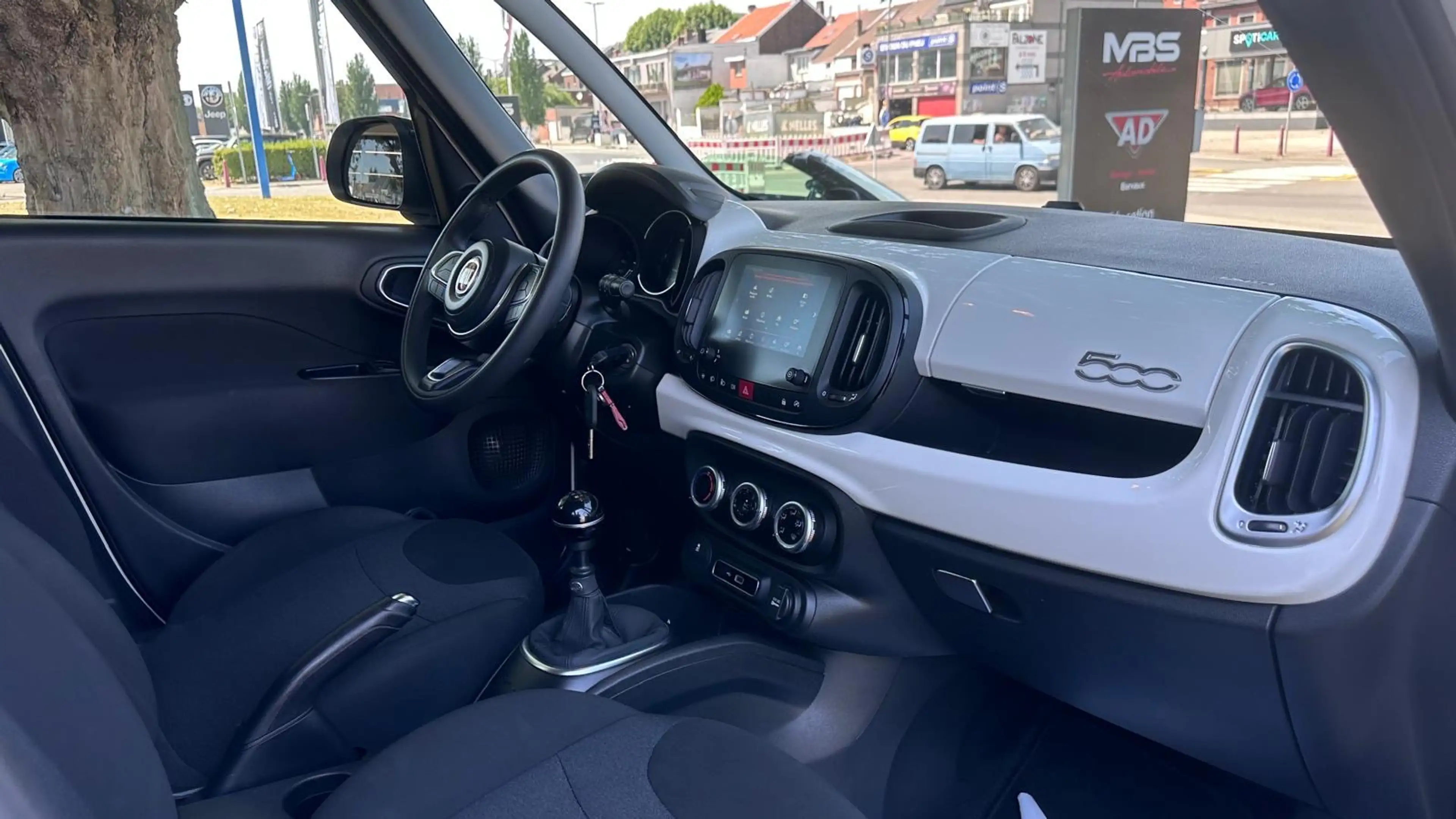 Fiat 500L *1.4i Urban* CLIM* CRUISE* CAMERA* *1 PROP GARANTIE 12 MOIS* — photo 10
