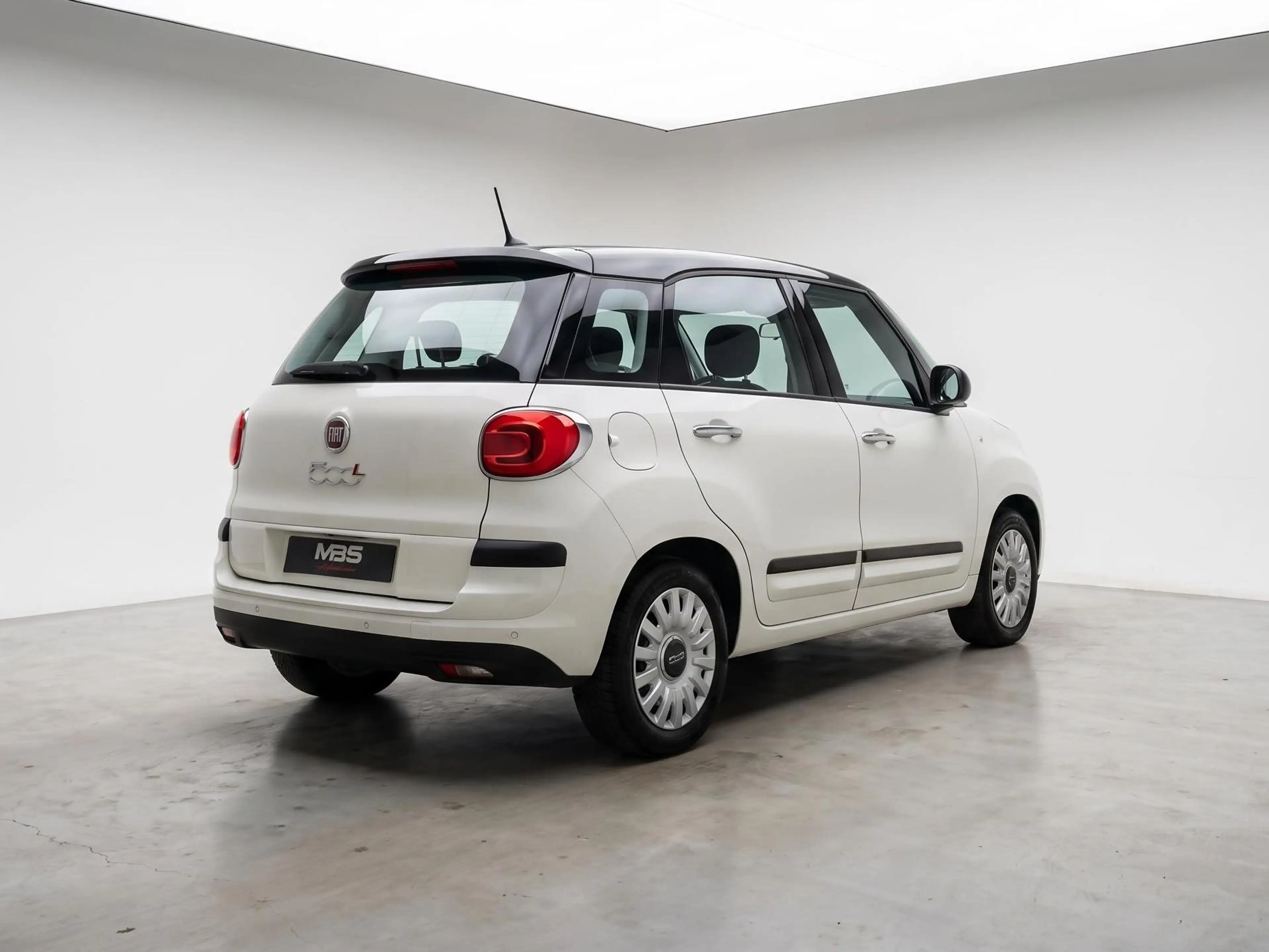 Fiat 500L *1.4i Urban* CLIM* CRUISE* CAMERA* *1 PROP GARANTIE 12 MOIS* — photo 4