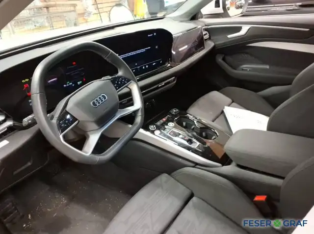 Audi A6 view 6