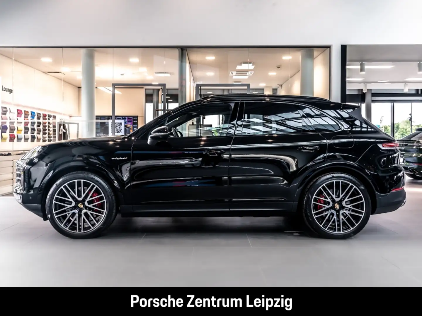 Porsche Cayenne S E-Hybrid HA-Lenkung InnoDrive Head-Up Schwarz - 2
