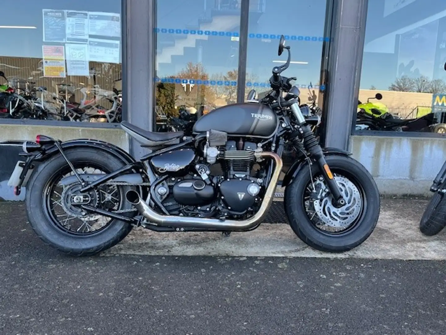 Triumph Bonneville Bobber Szürke - 1