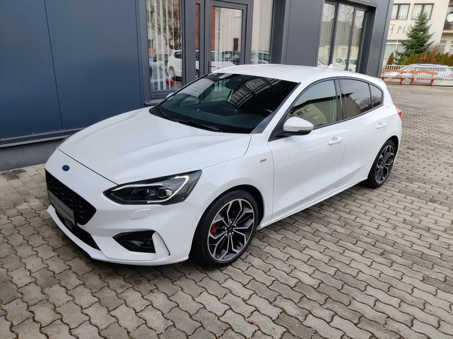 Ford Focus ST-Line Eco Boost Business Weiß - 2