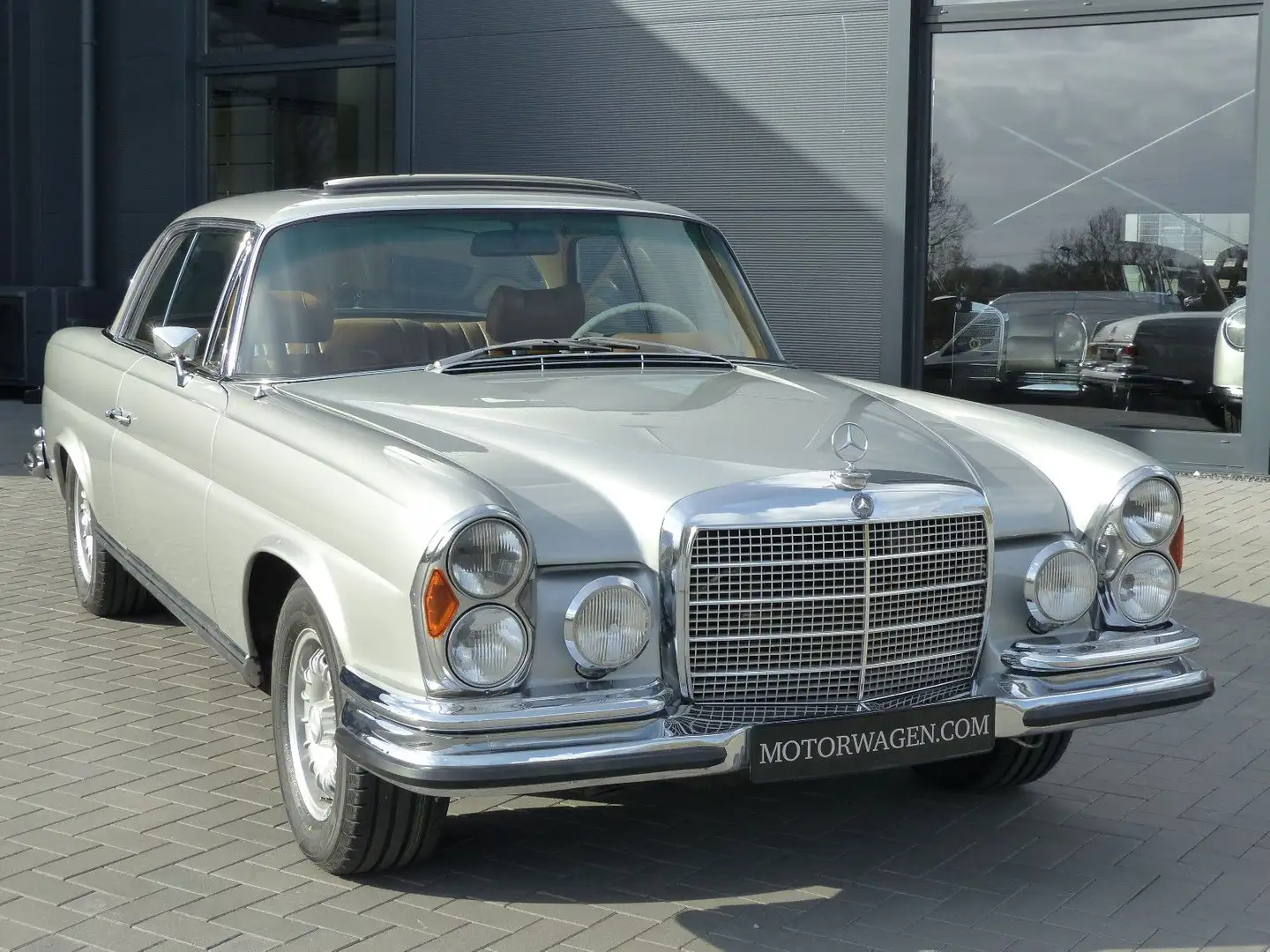 Mercedes-Benz 280 SE 3,5 Coupe *Schalter* Silber - 1