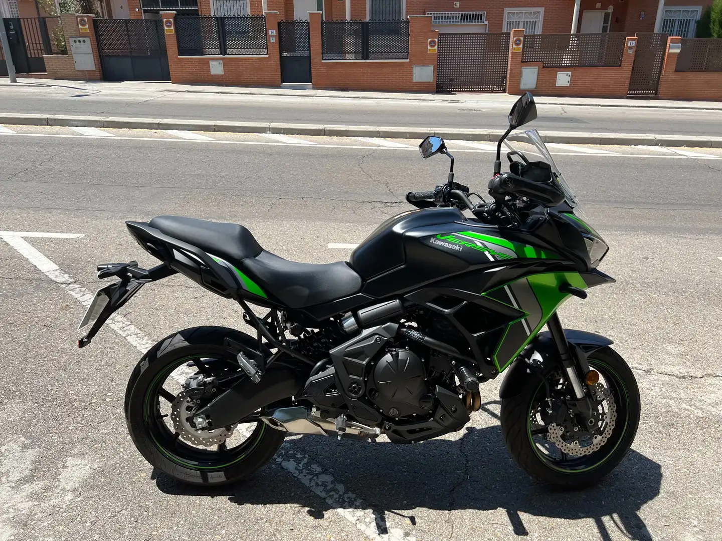 Kawasaki Versys 650 Verde - 2