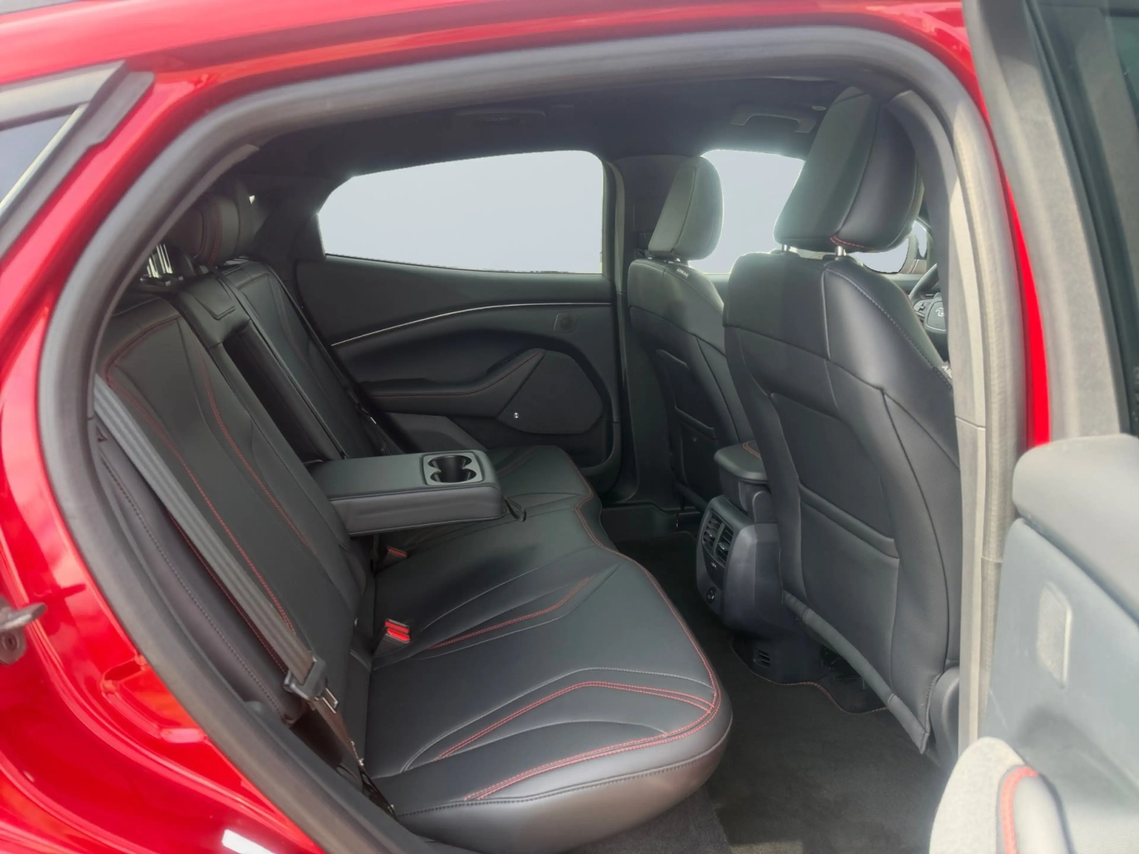 Ford Mustang Mach-E AWD 76kWh ACC+KAM360+LED+B&O — photo 11