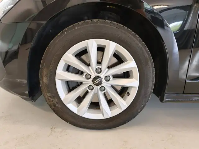 Audi A3 view 26