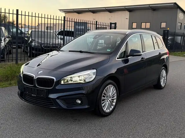 BMW 218 i Gran Tourer LED 7Sitz Navi Klimaaut. EU6