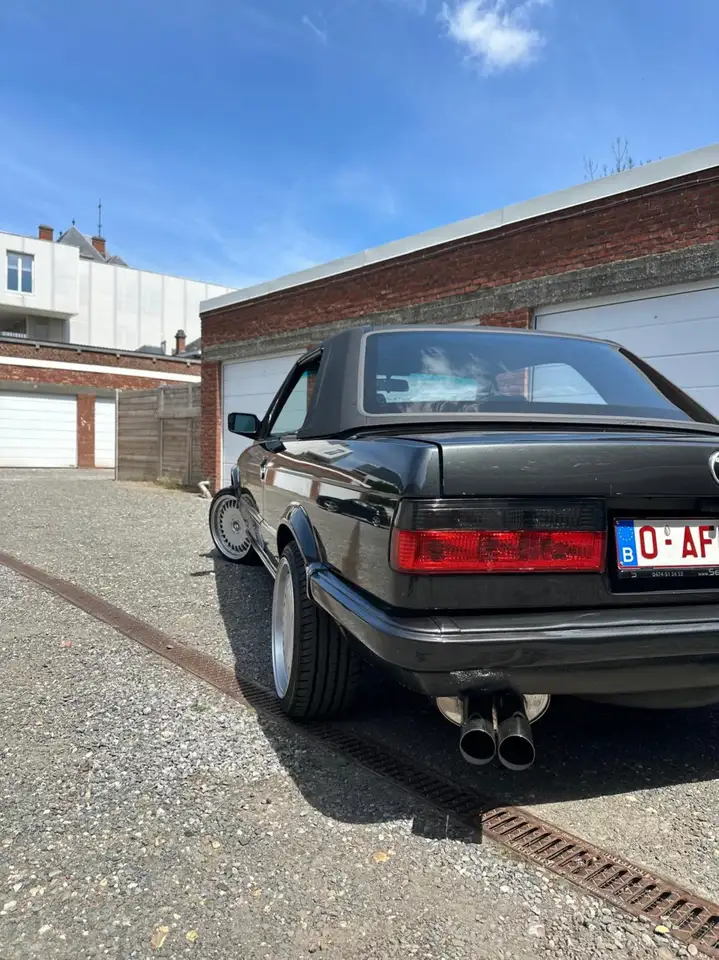BMW 325i, foto 6