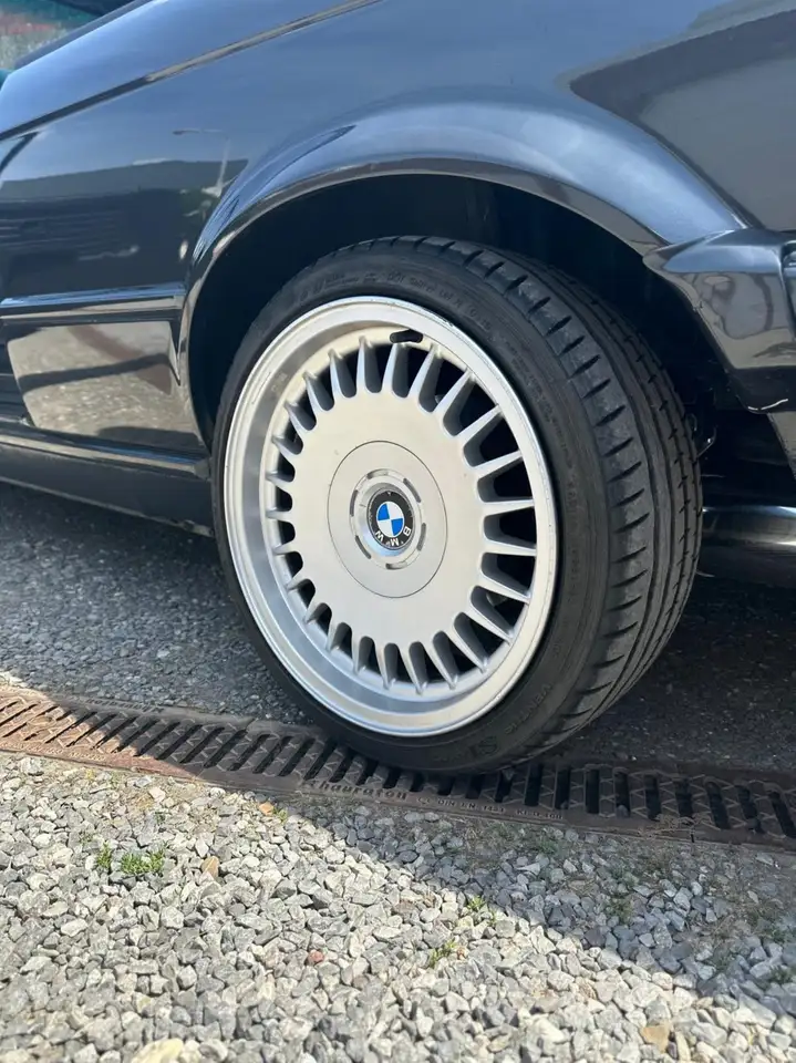 BMW 325i, foto 8