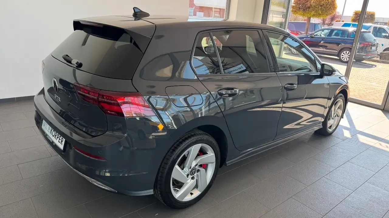 Volkswagen Golf VIII Lim. GTE 1.4 eHybrid 4