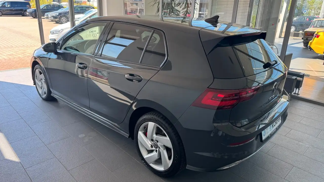 Volkswagen Golf VIII Lim. GTE 1.4 eHybrid 2