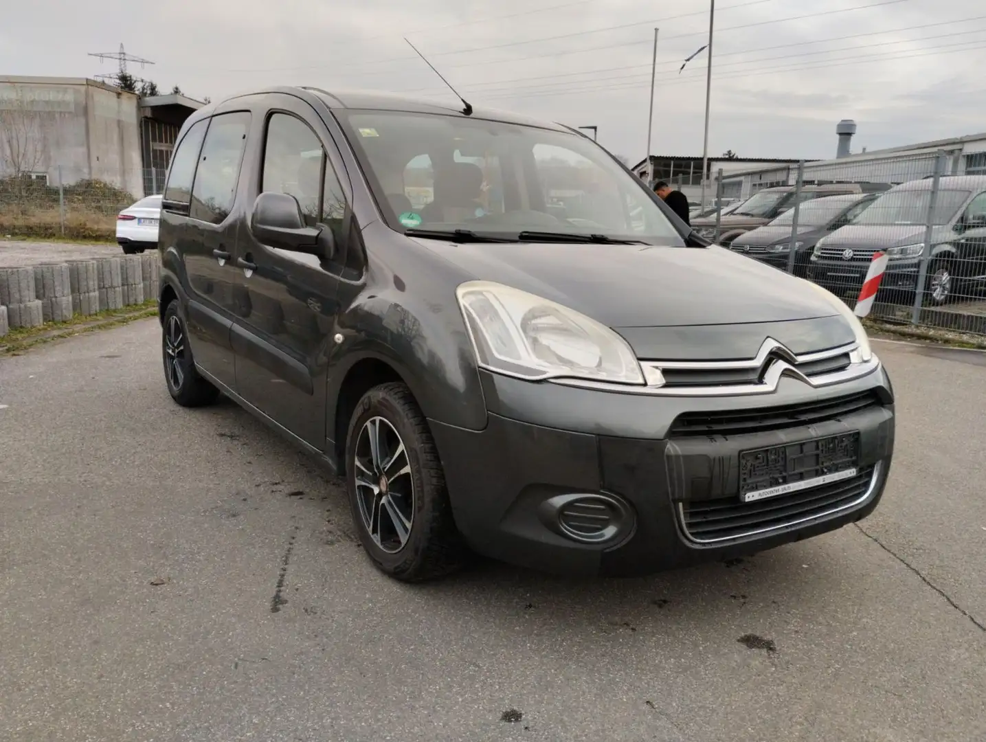 Citroen Berlingo Kombi Tendance Gri - 2