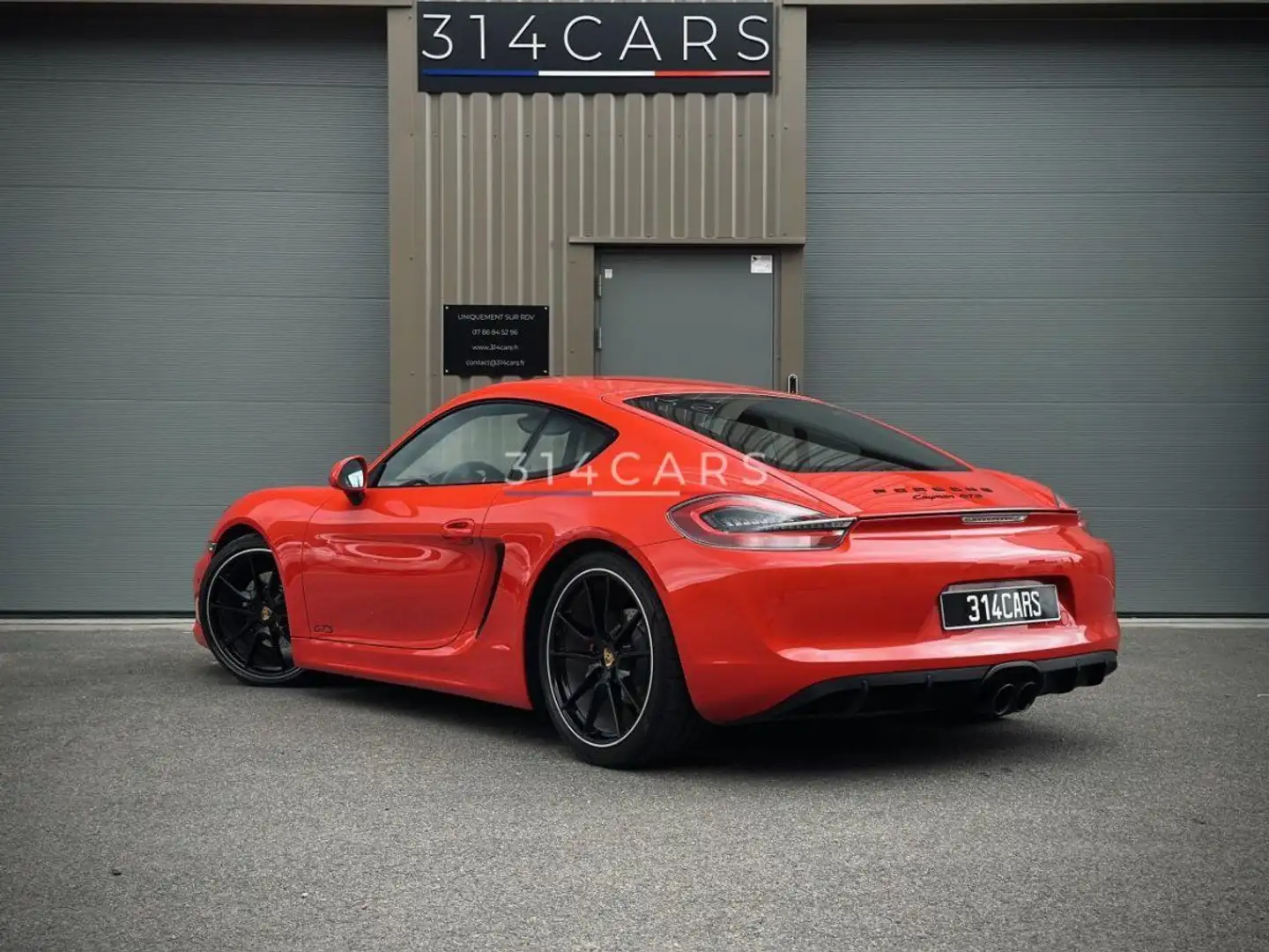 Porsche Cayman 981 GTS 3.4i 350 Rood - 2