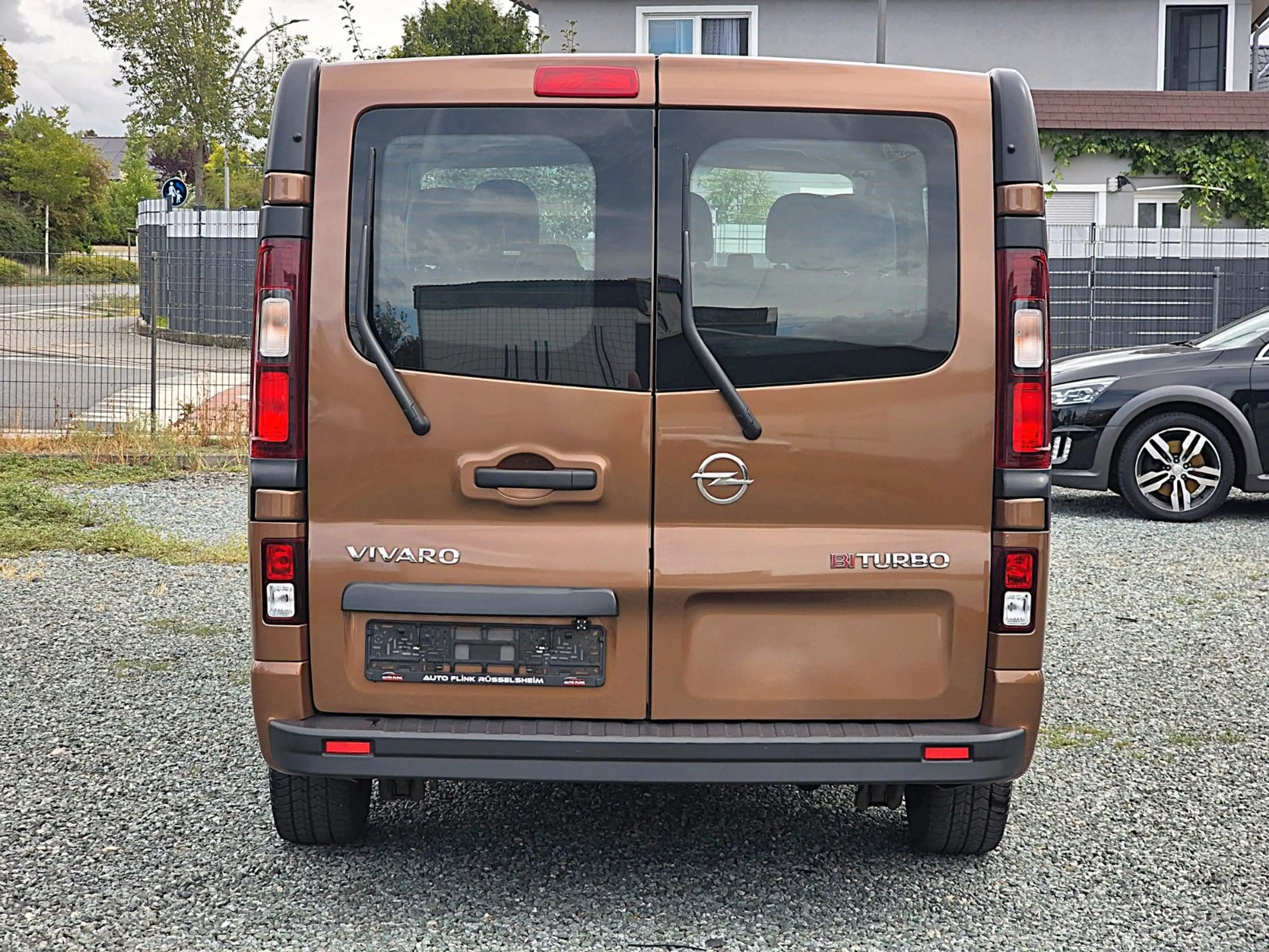 Opel Vivaro B Combi L1H1 145 2,7t NAVI/KAMERA/9SITZER — photo 7