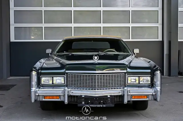 Cadillac Eldorado view 3