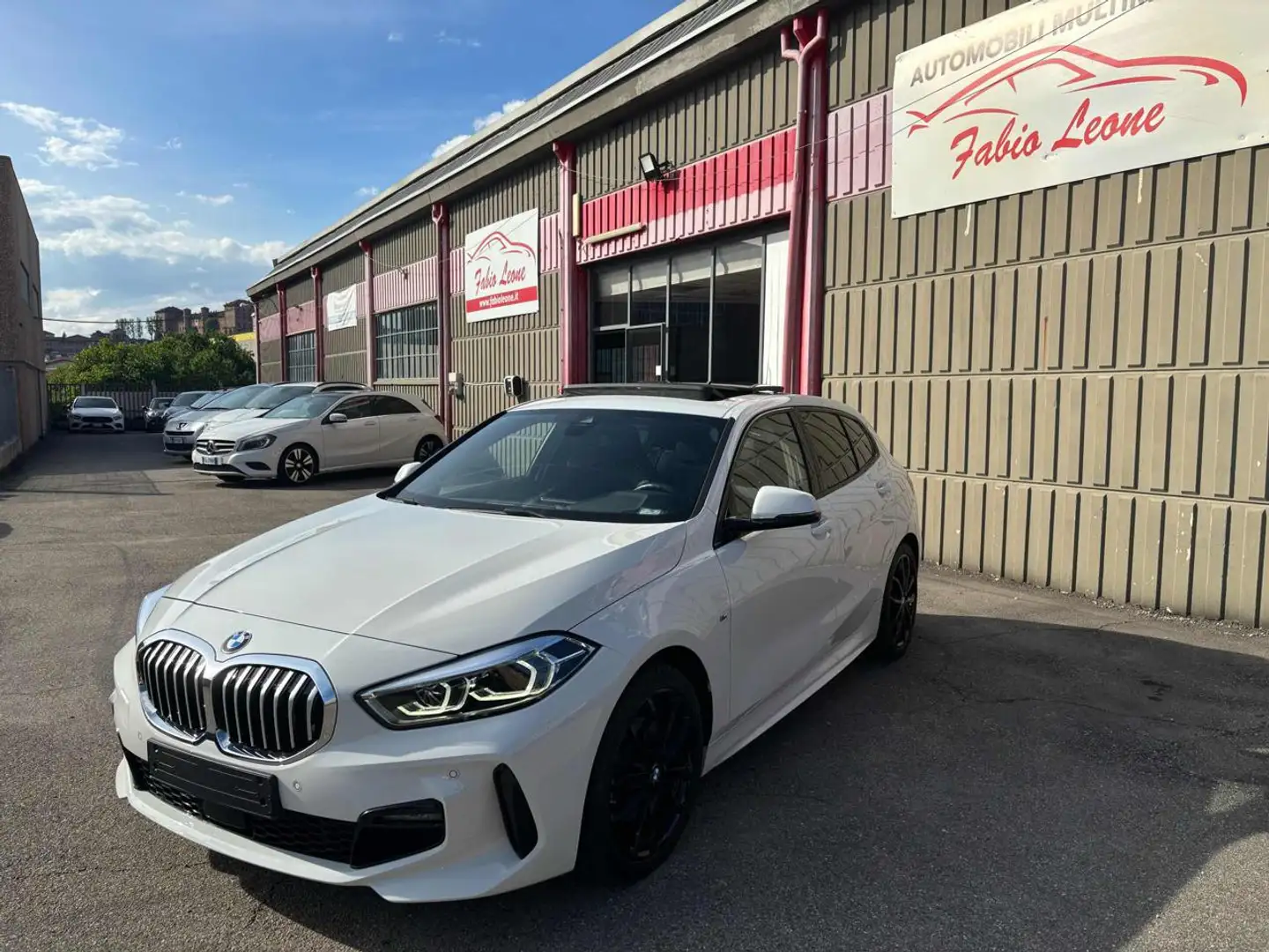BMW 118 i 5p. Msport Alb - 1