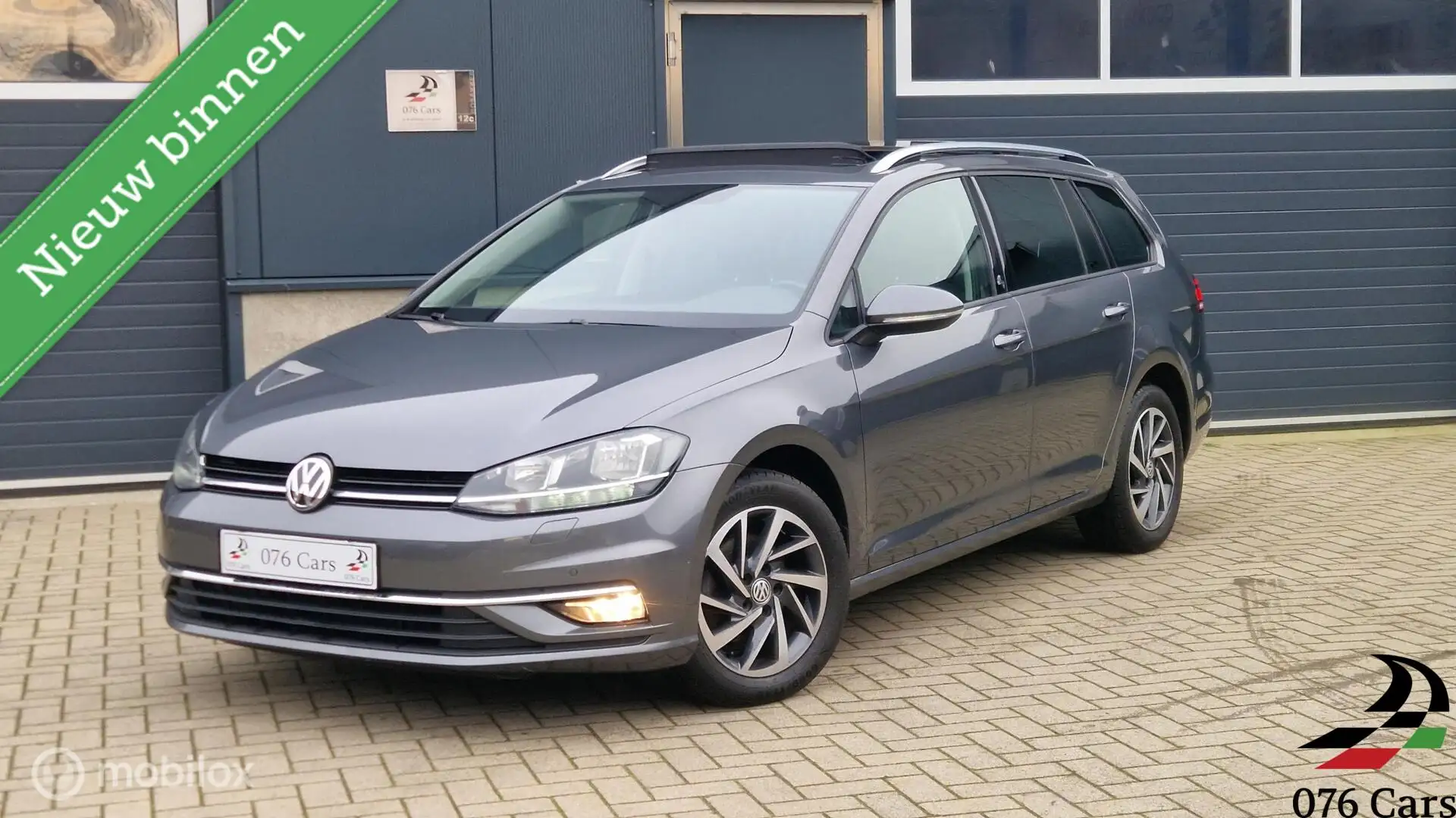 Volkswagen Golf Variant 1.5 TSI Highline PANO CAMERA VIRTUAL TREKHAAK DEAL Grau - 1