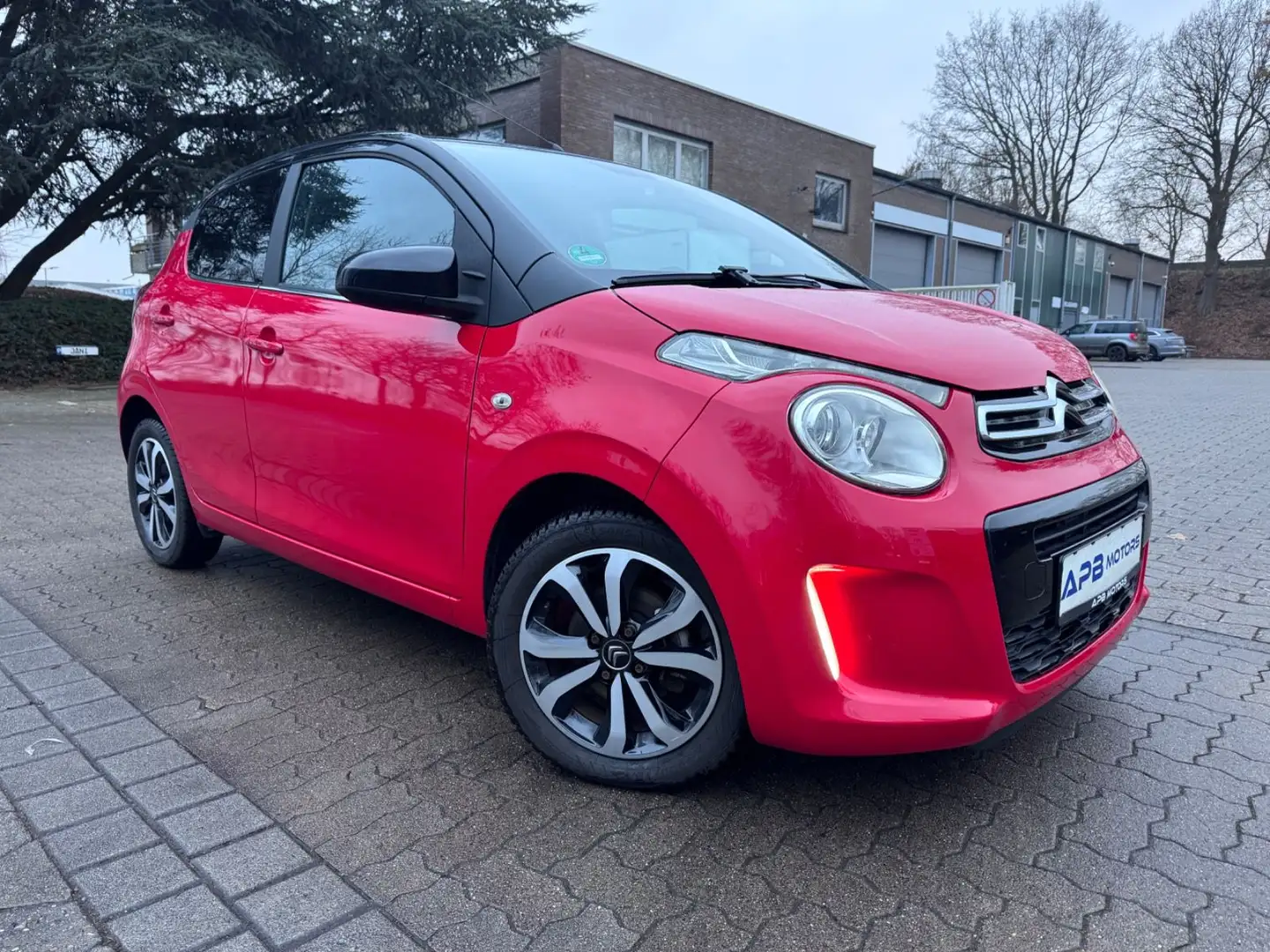 Citroen C1 PURETECH KLIMA SITZHEIZUNG BLEUTOOTH TEMPOMAT Rot - 1