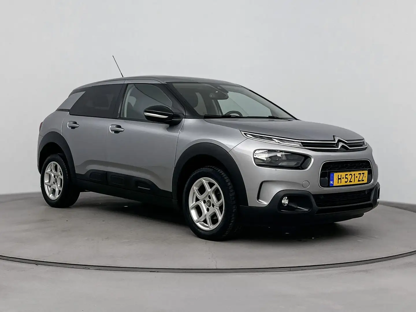 Citroen C4 Cactus 1.2 110 pk Business | Navigatie | Camera | Carplay Grijs - 2