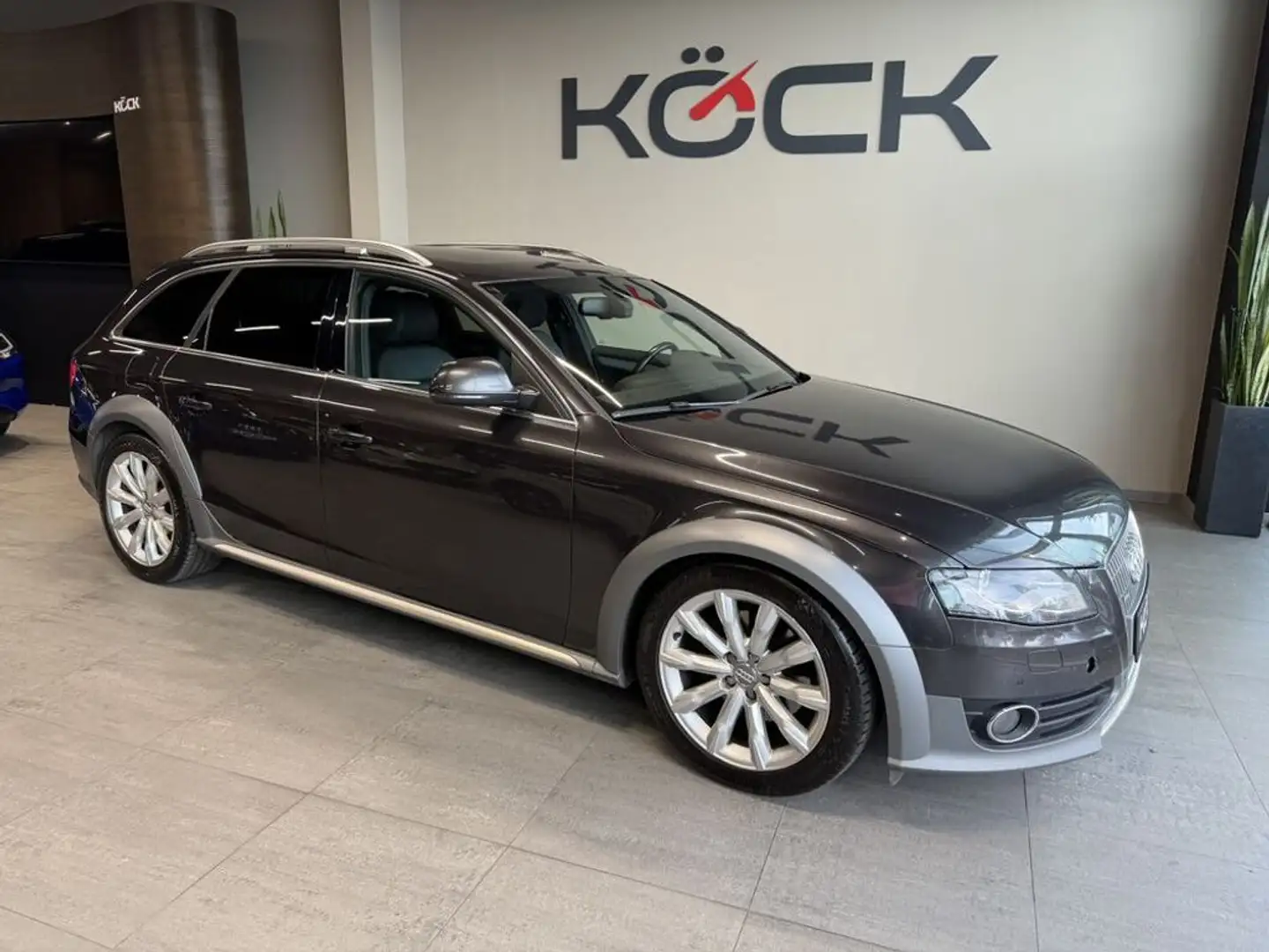 Audi A4 allroad 3.0 TDI (176kW) Grau - 1