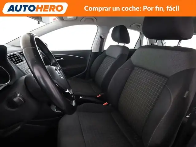 Volkswagen Polo view 11