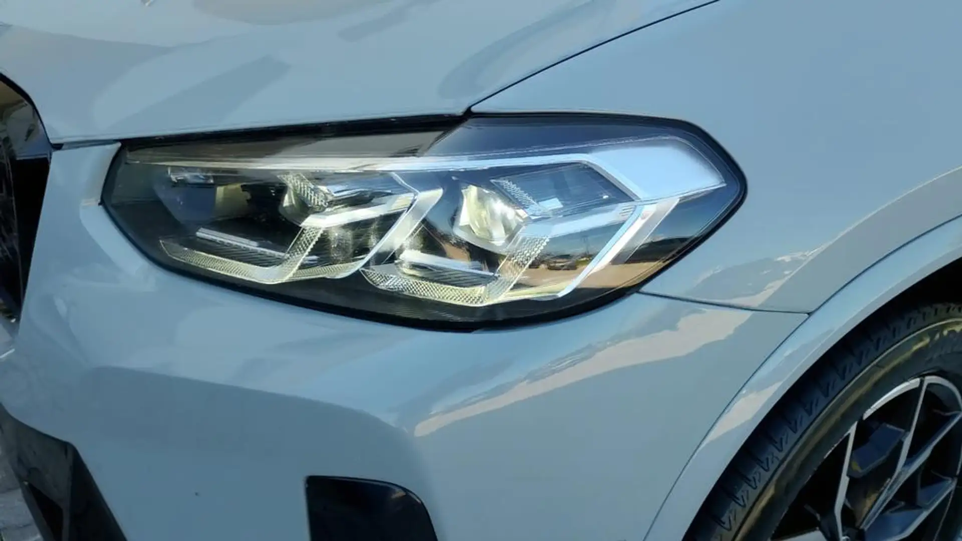 BMW X4 xdrive30d mhev 48V Msport 286cv auto Grau - 2