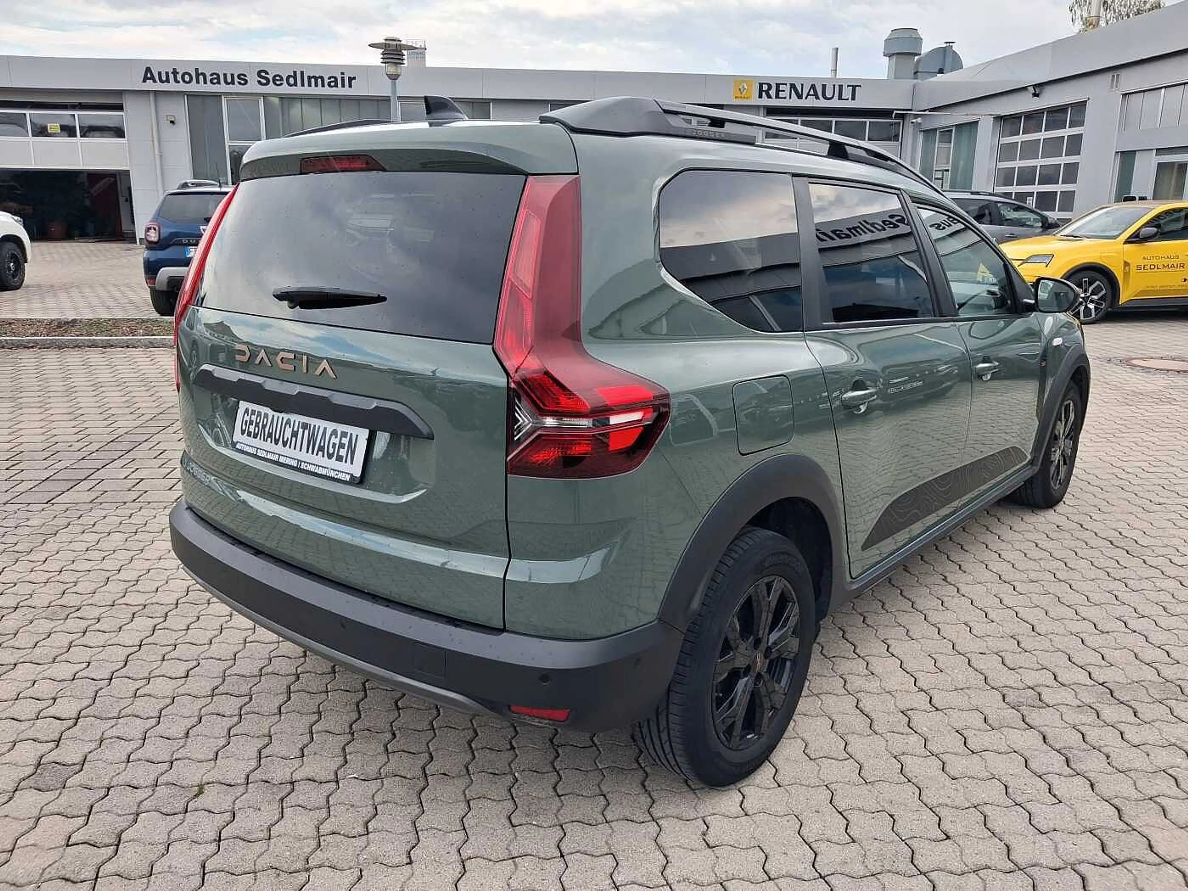 Dacia Jogger Extreme TCe 110 5 NAVI/SHZ/KAMERA — photo 4