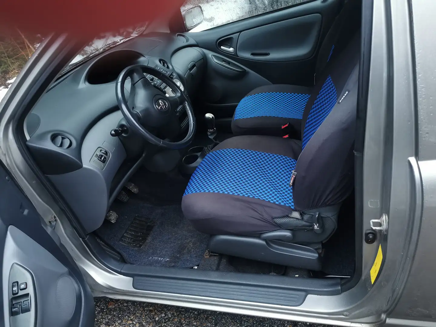 Toyota Yaris Yaris 1.0 - 2