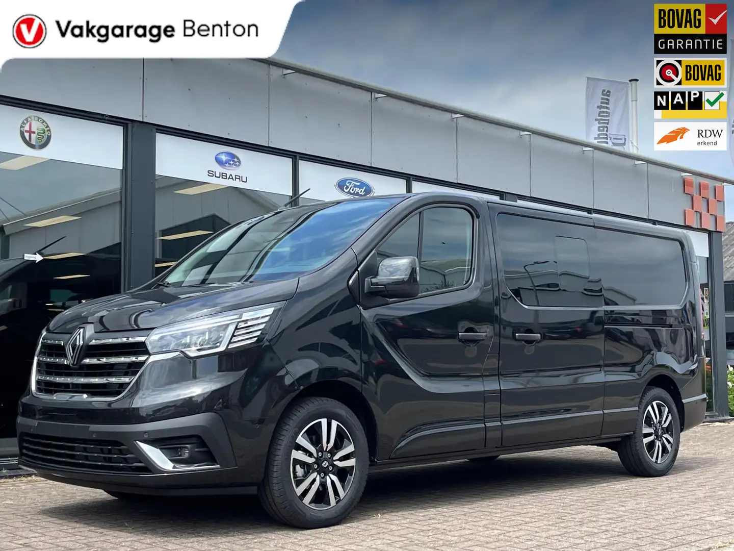 Renault Trafic 2.0 dC1 150pk AUTOMAAT L2H1 Dubbele Cabine Extra | Zwart - 1