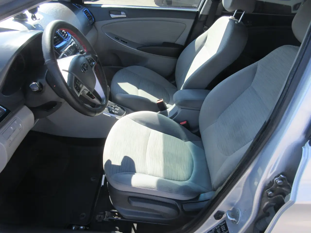 Hyundai ACCENT снимка Hyundai ACCENT