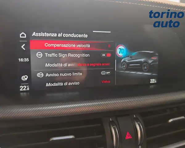 Alfa Romeo Stelvio view 20