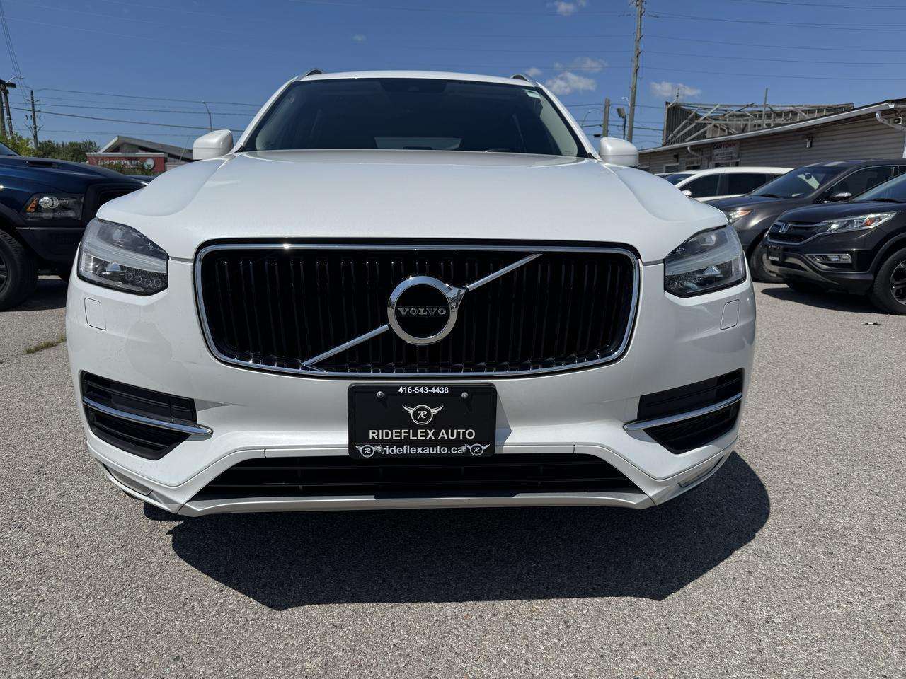 2017 Volvo XC90 T5 Momentum — снимка 1