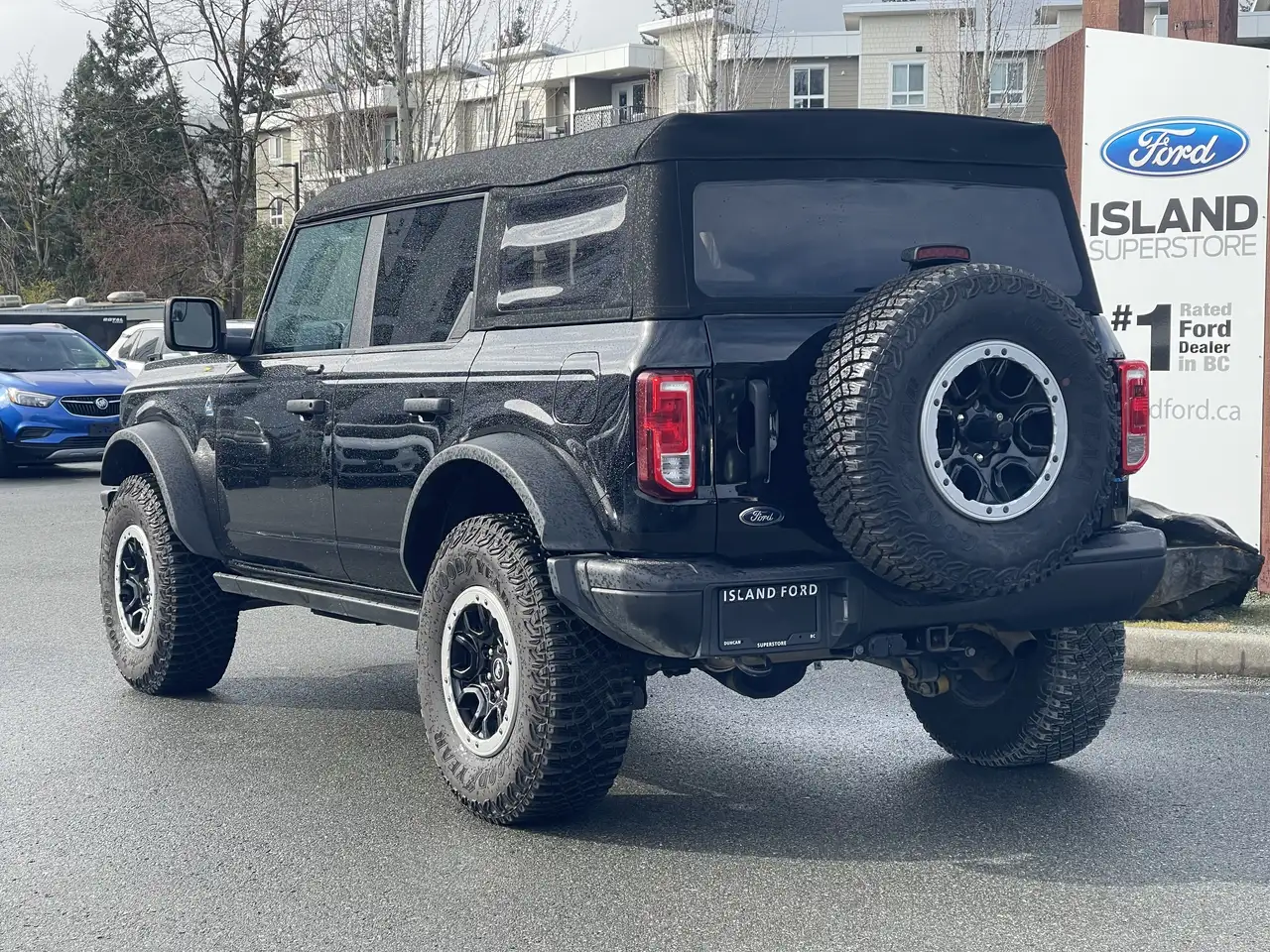 Ford Bronco снимка Ford Bronco