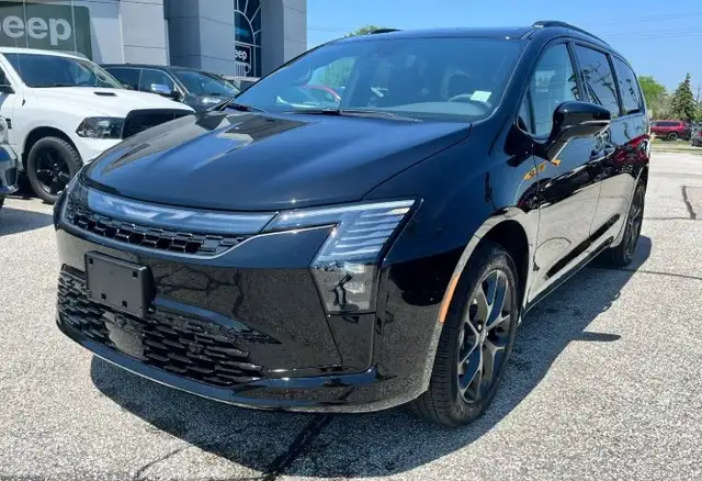 Chrysler Pacifica Limited AWD 7-Sitzer
