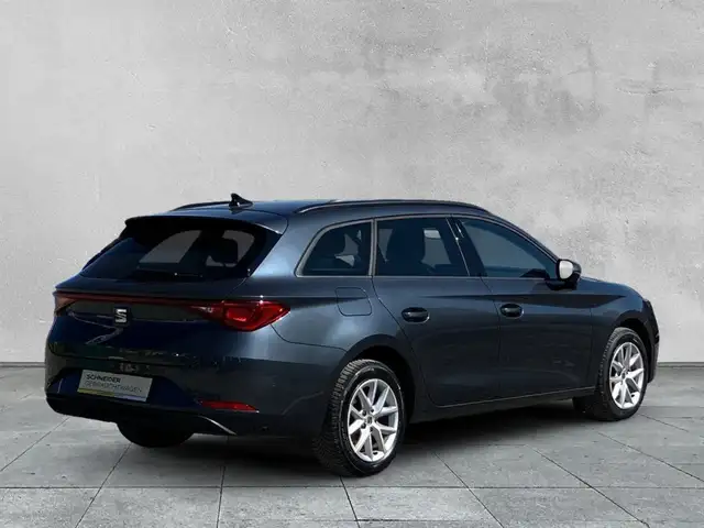 Seat Leon view 5