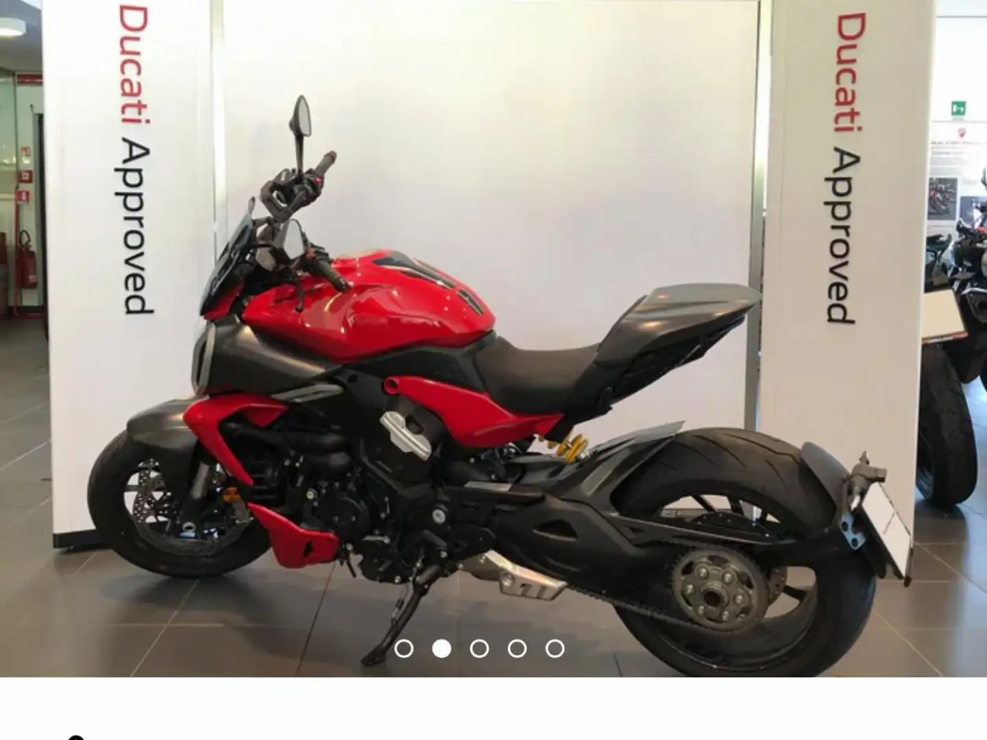 Ducati Diavel v4 Roşu - 1