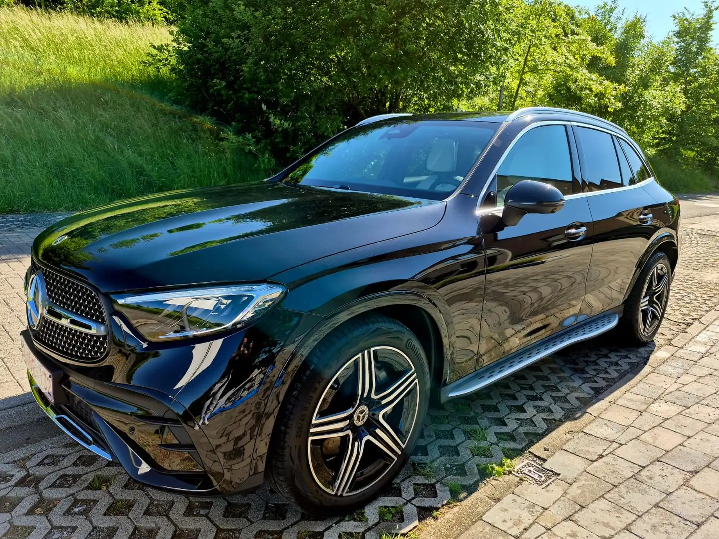 Mercedes-Benz GLC 200 Suv d AMG Line Zwart - 1