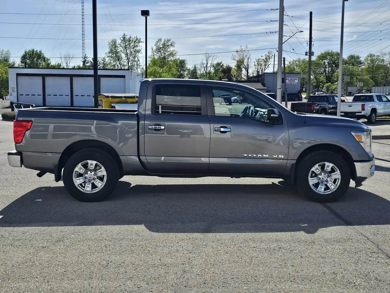 Nissan Titan снимка Nissan Titan