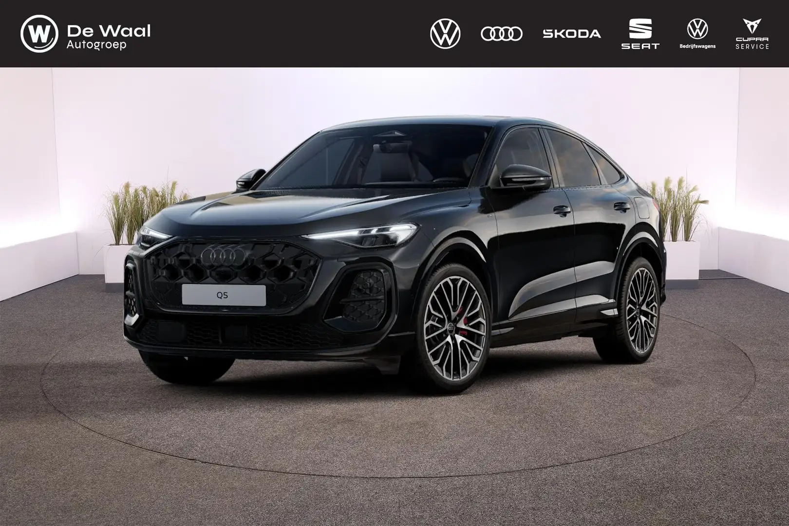 Audi Q5 Sportback S edition Competition 2.0 TFSI e S troni Zwart - 1