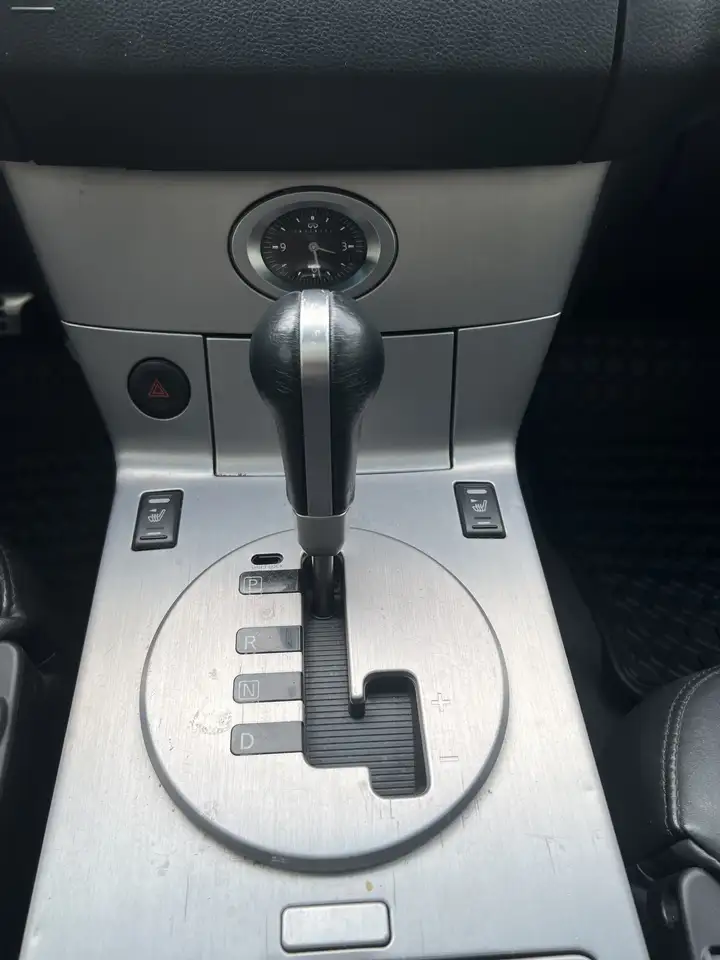 Infiniti FX снимка Infiniti FX