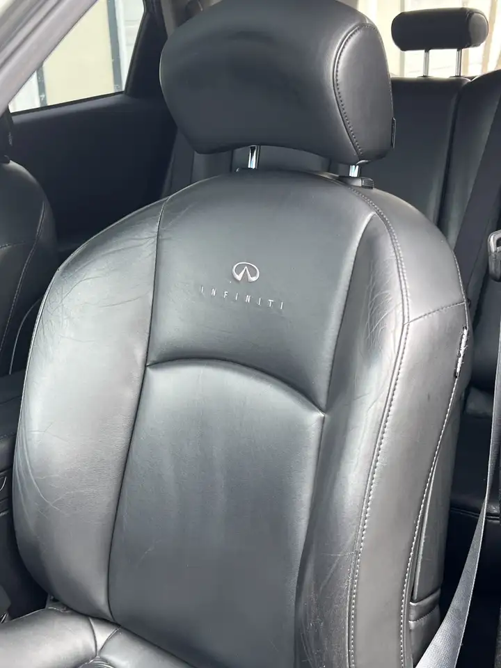 Infiniti FX снимка Infiniti FX