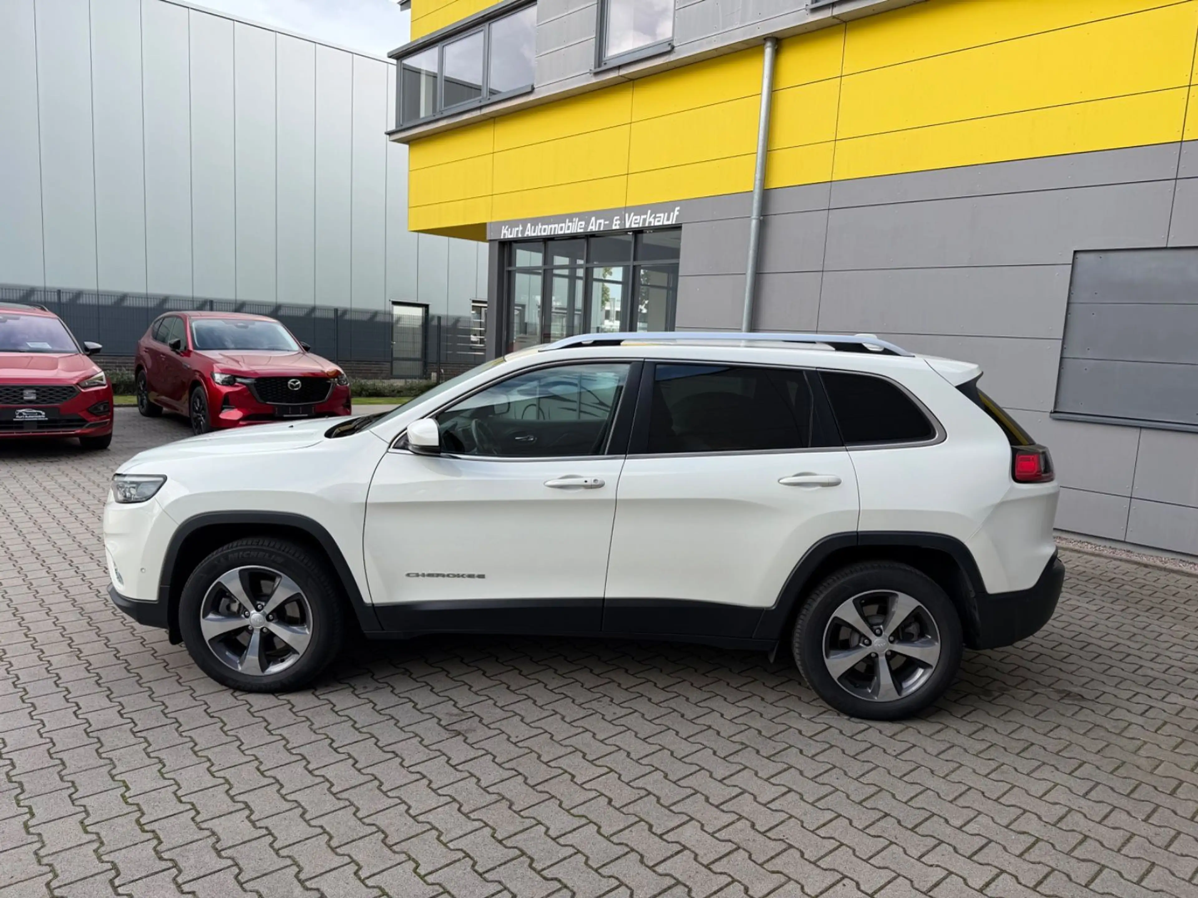 Jeep Cherokee Limited 4WD/AHK/LEDER/AUTOM*/NAVI/ — photo 4