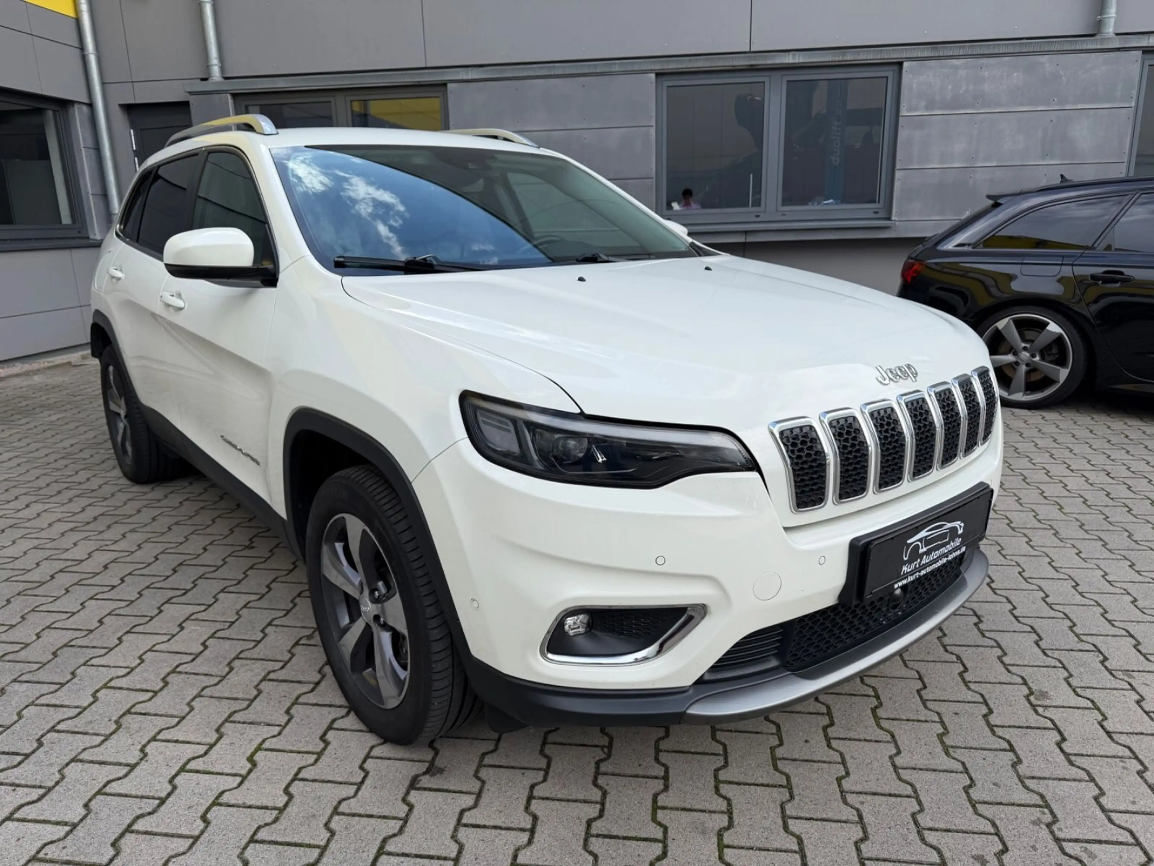 Jeep Cherokee Limited 4WD/AHK/LEDER/AUTOM*/NAVI/ — photo 9