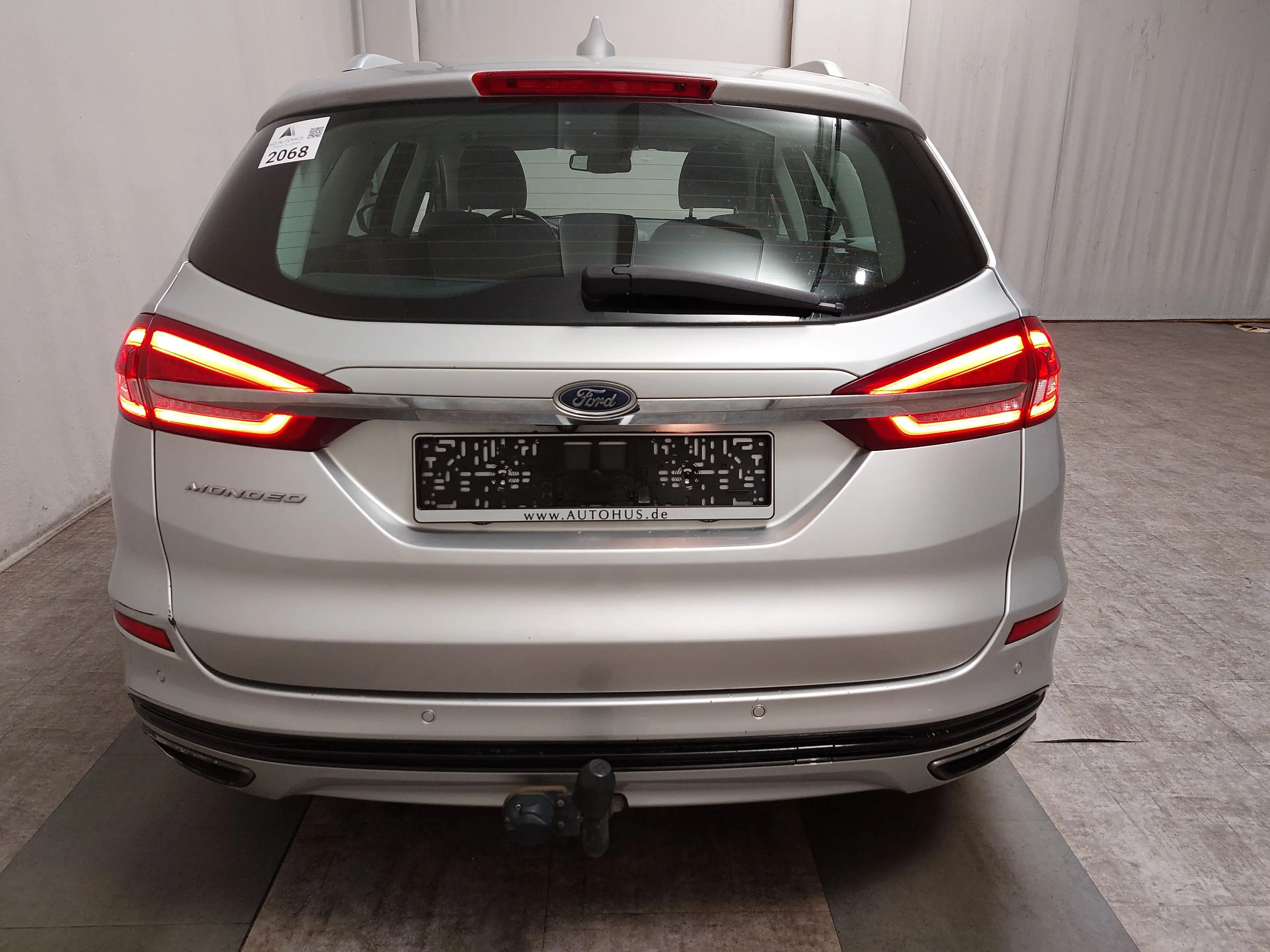 Ford Mondeo — photo 14