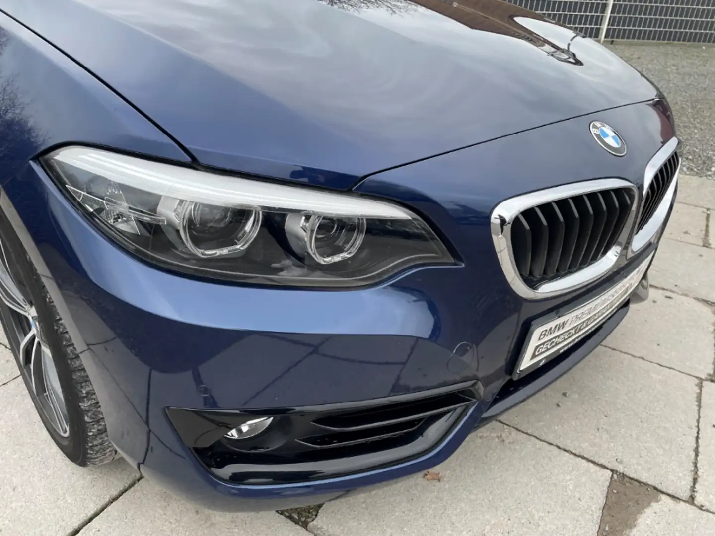 BMW 218 d Cabrio SportLine Navi LED Ambientelicht SHZ Blau - 1
