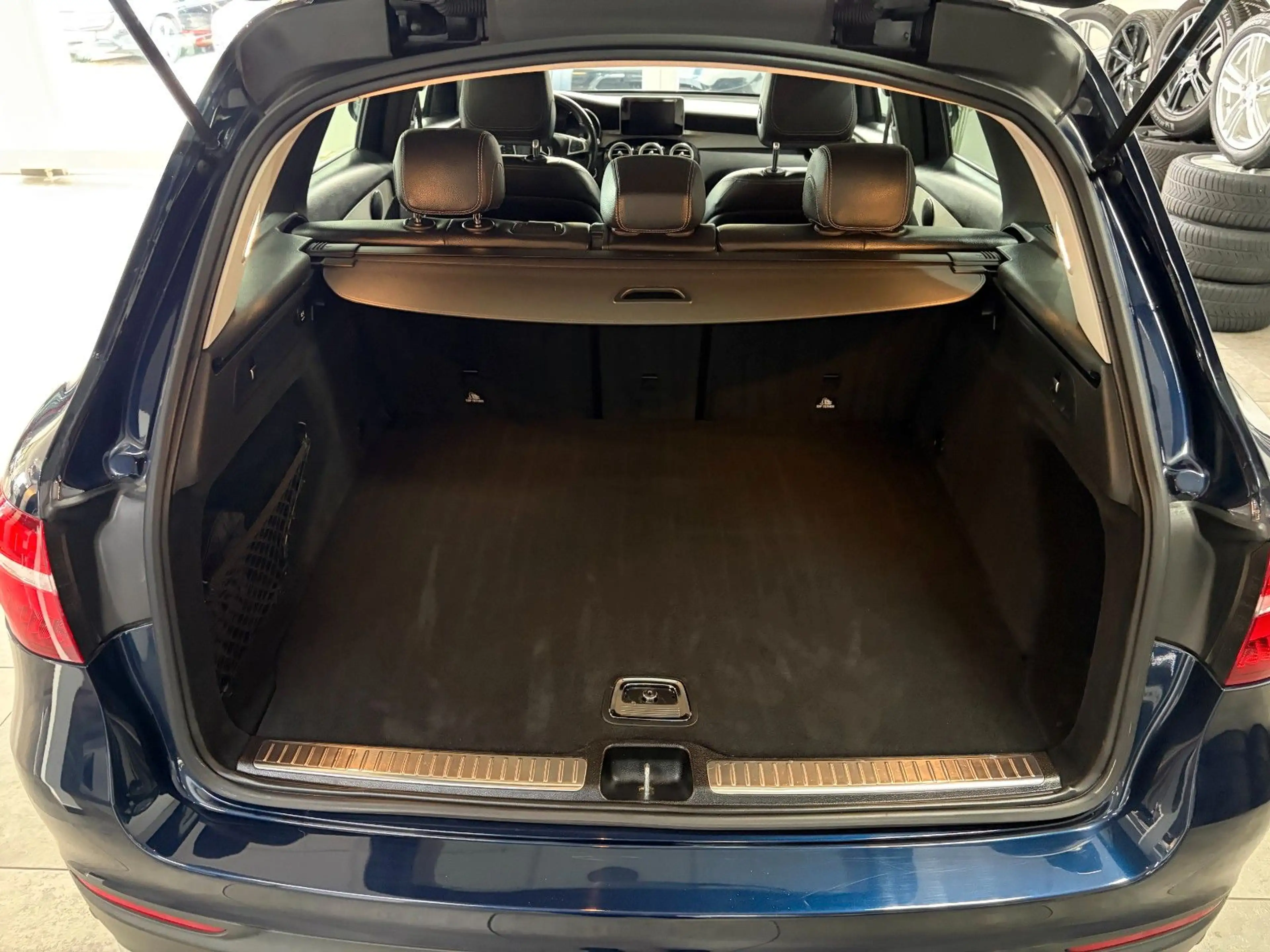 Mercedes-Benz GLC 250 *4matic*Exclusive*AHK*LED* — photo 35