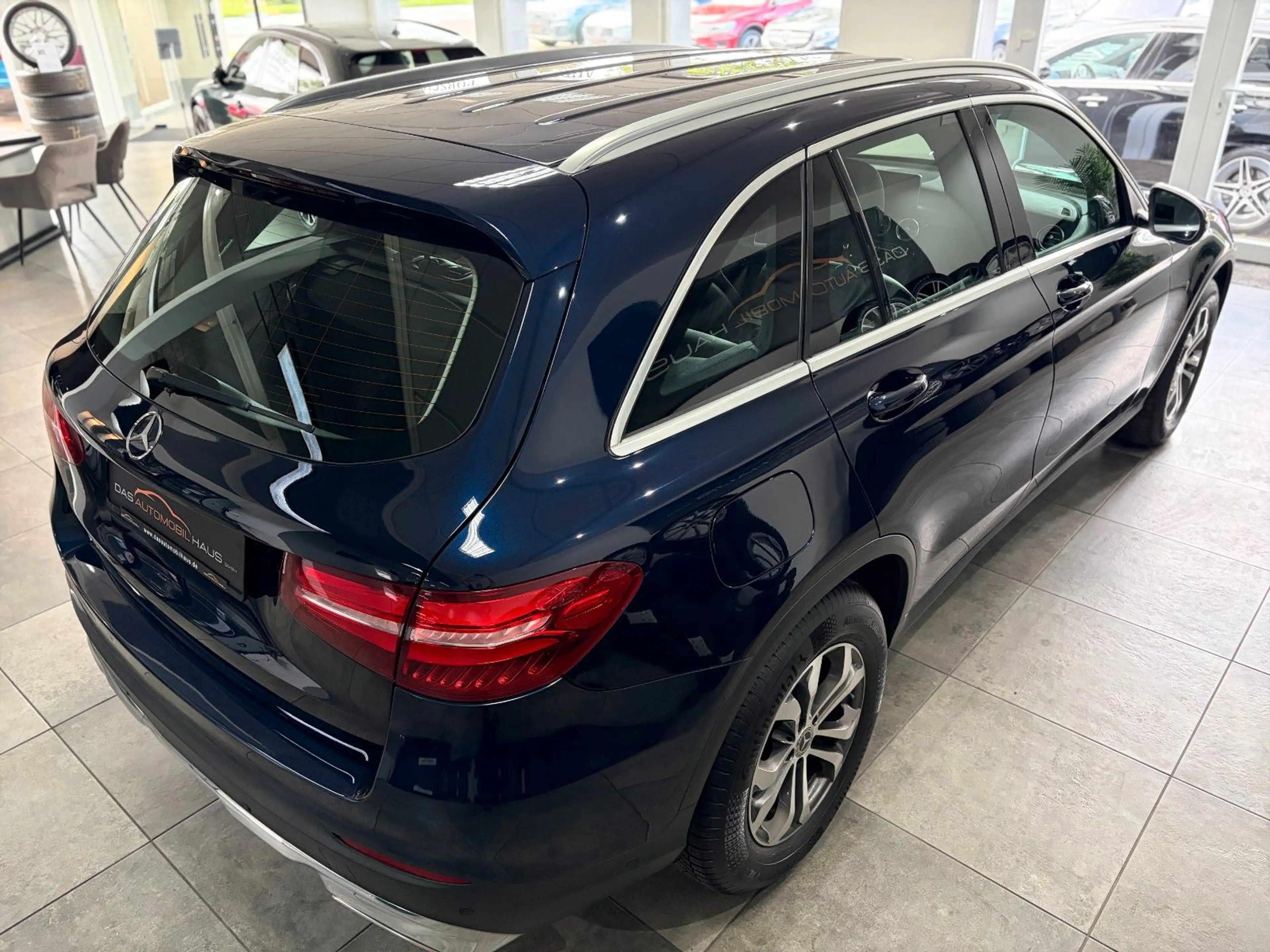 Mercedes-Benz GLC 250 *4matic*Exclusive*AHK*LED* — photo 12