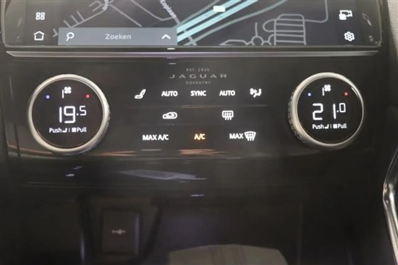 Jaguar E-Pace P160 R-DYNAMIC mild hybrid FWD A/T, миниатюра 15