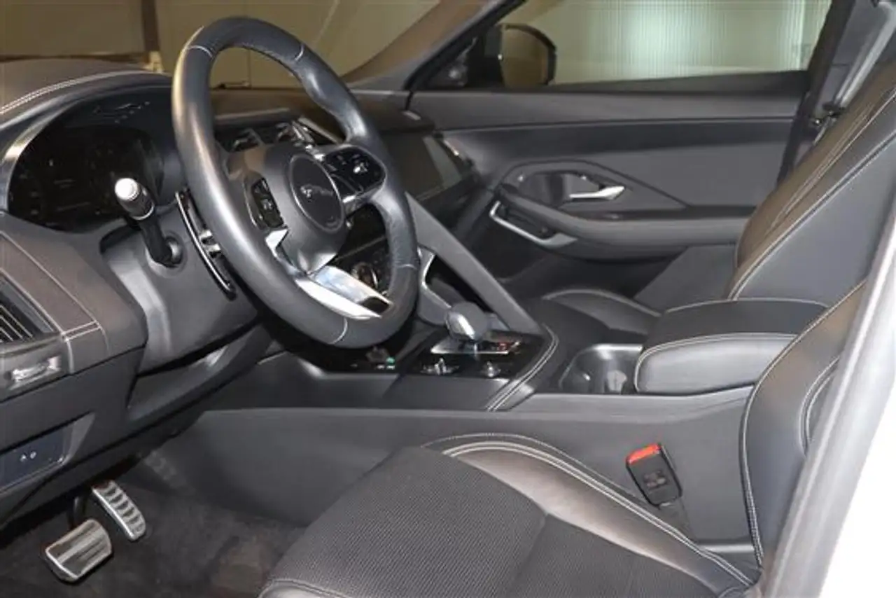 Jaguar E-Pace P160 R-DYNAMIC mild hybrid FWD A/T, миниатюра 8